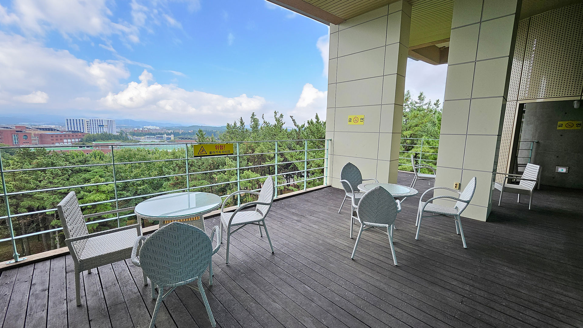 2클러스터 옥외휴게실